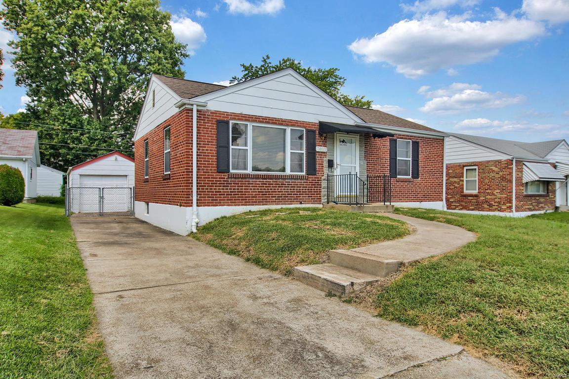 7827 Morgan Ford Road St. Louis, MO 63123 - Photo 2 of 24 Gallery Image 2