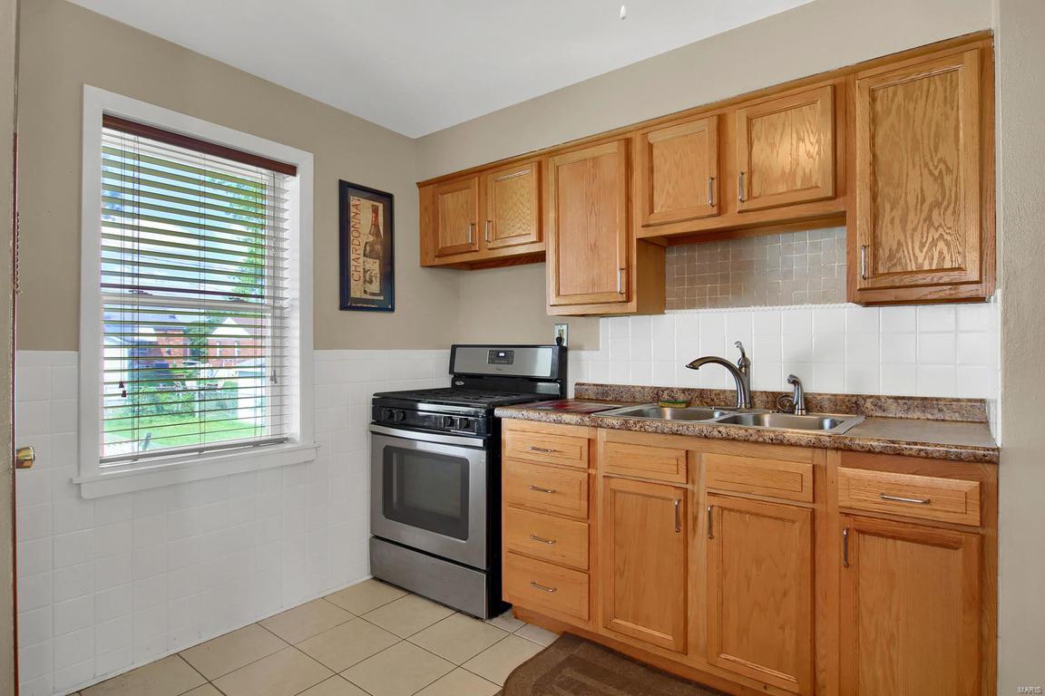 7827 Morgan Ford Road St. Louis, MO 63123 - Photo 12 of 24 Gallery Image 12