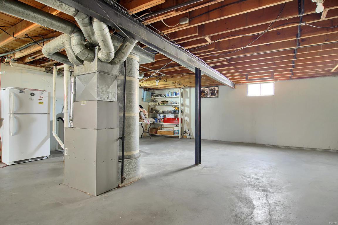 7827 Morgan Ford Road St. Louis, MO 63123 - Photo 21 of 24 Gallery Image 21