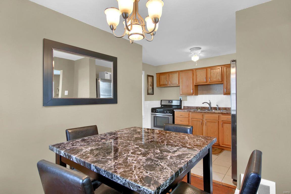 7827 Morgan Ford Road St. Louis, MO 63123 - Photo 8 of 24 Gallery Image 8