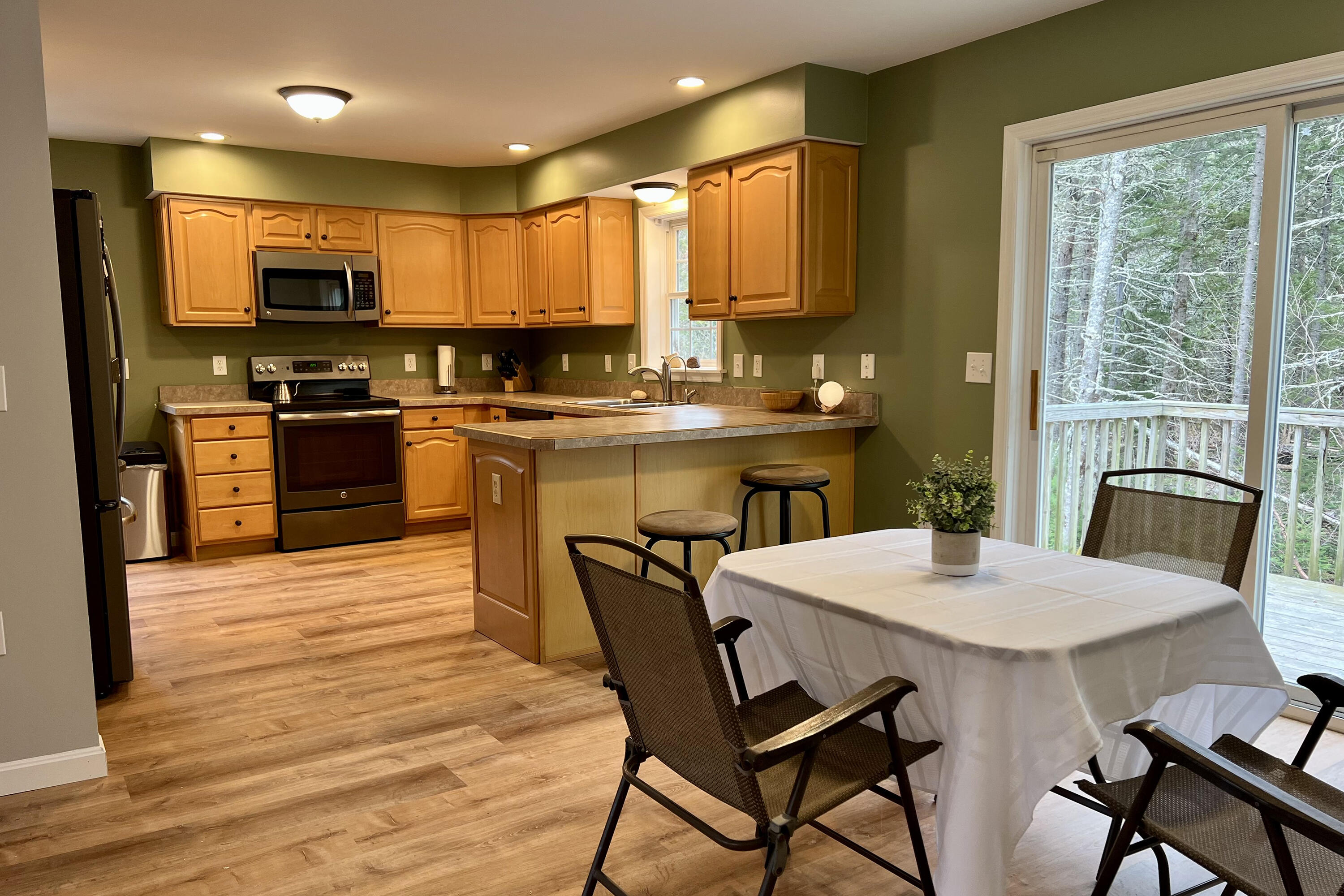 25 Orchard Road Bar Harbor, ME 04609 - Photo 11 of 20 7