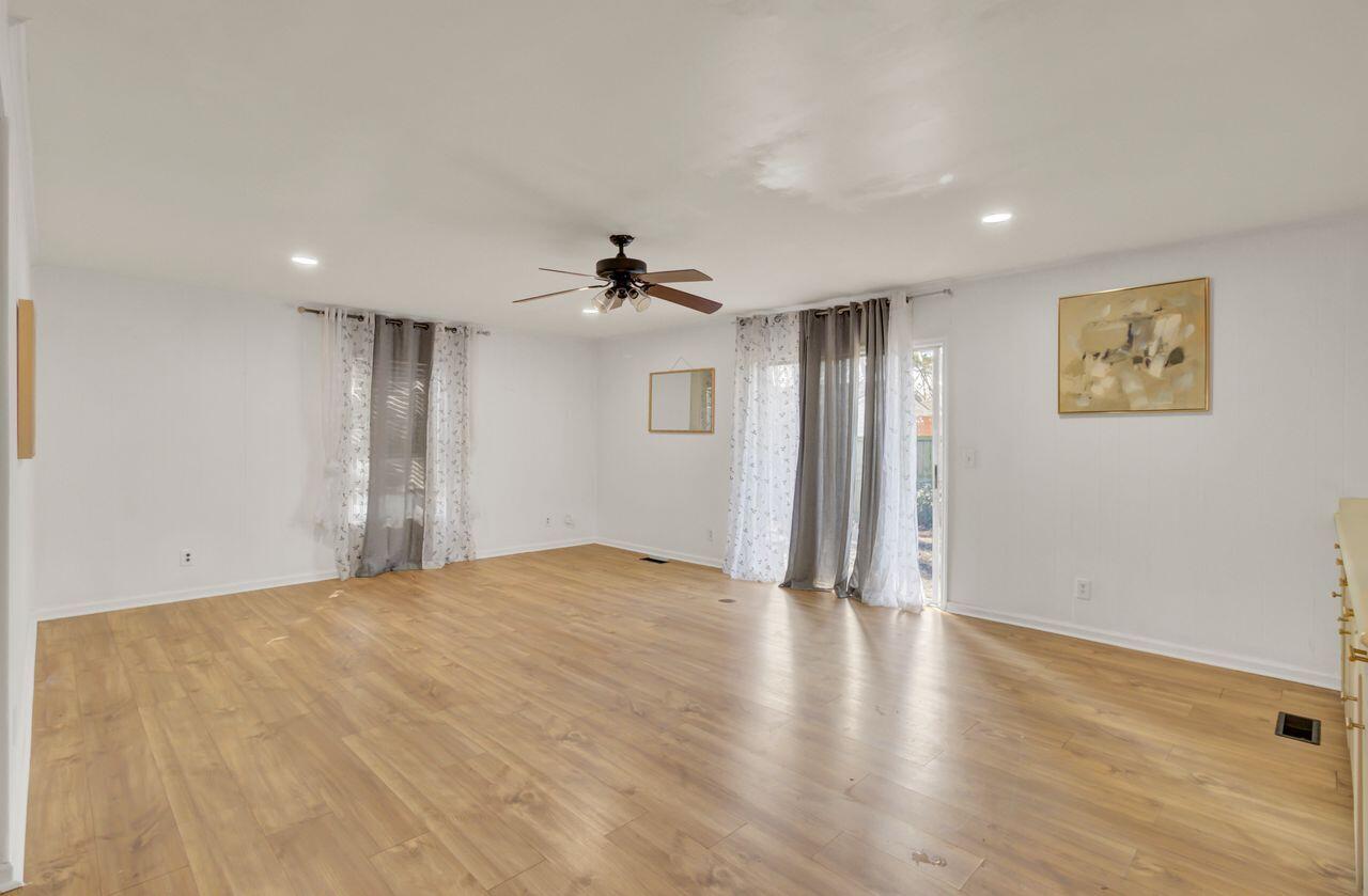 5809 Stewart Street Hanahan, SC 29410 - Photo 16 of 35 (19)