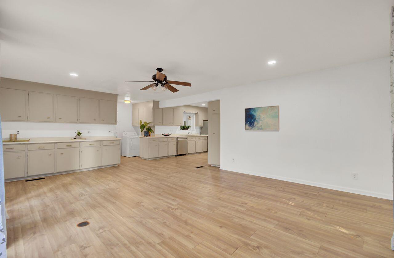 5809 Stewart Street Hanahan, SC 29410 - Photo 17 of 35 (20)