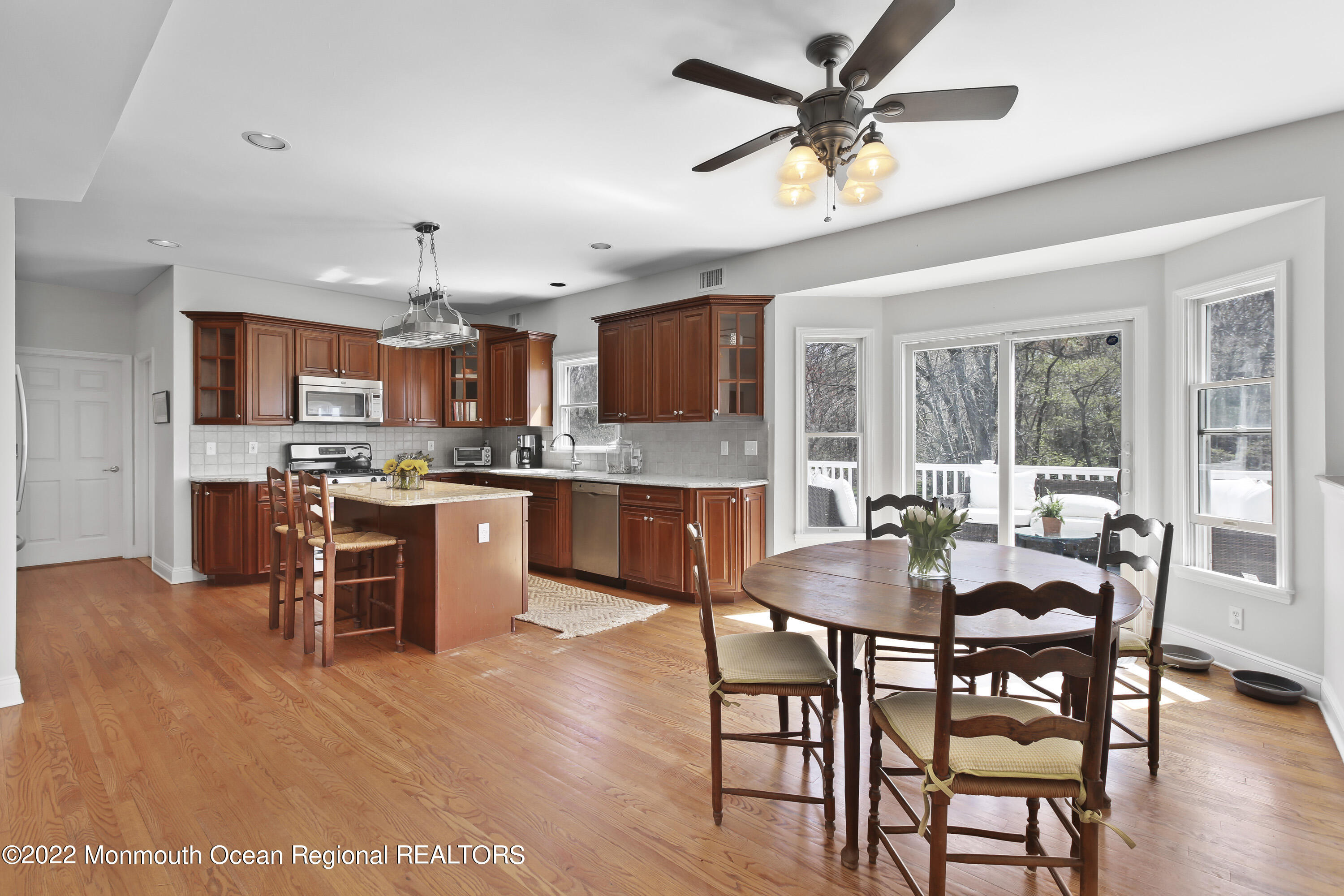 485 Colts Neck Road Farmingdale, NJ 07727 - Photo 12 of 44 5W5A0513
