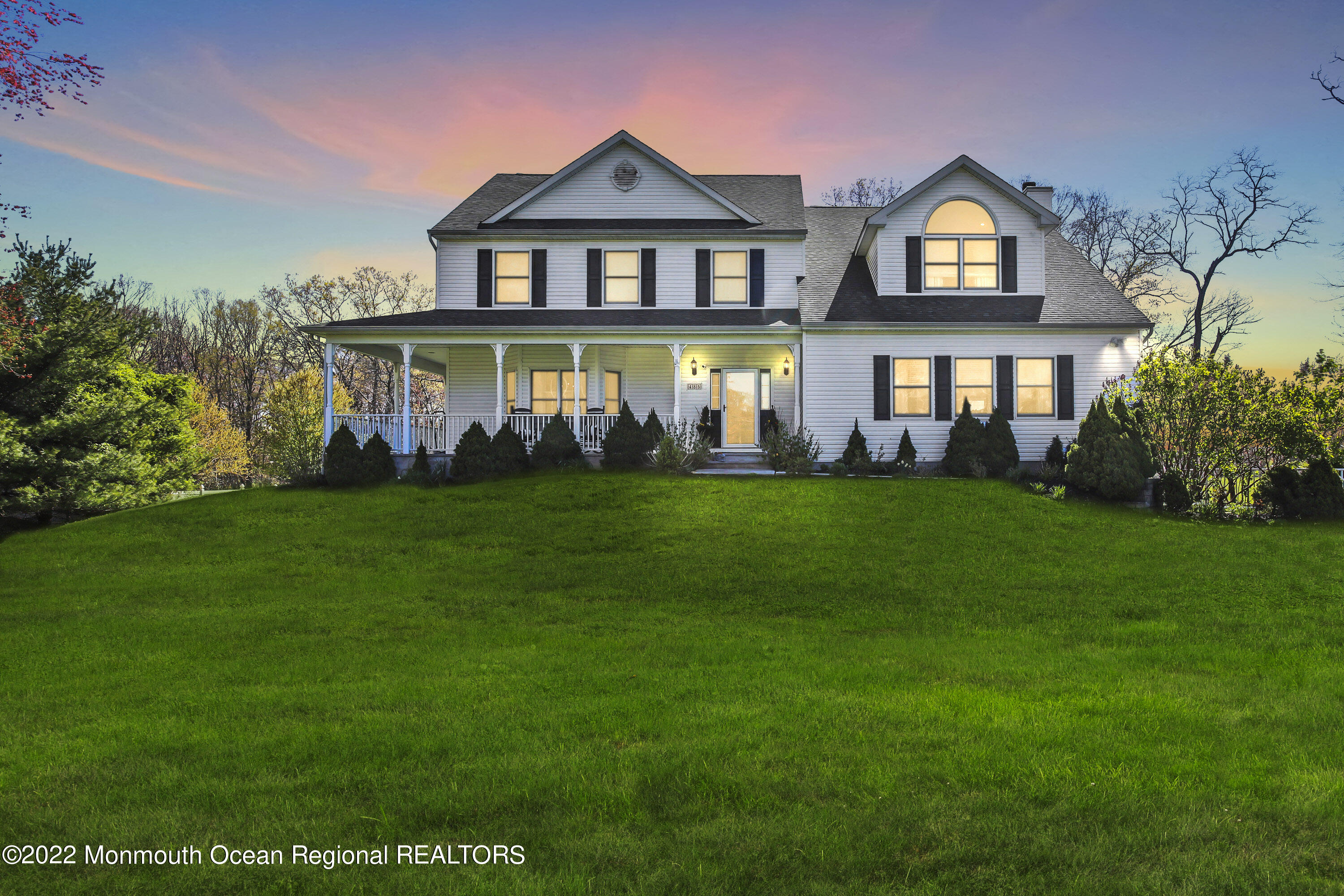 485 Colts Neck Road Farmingdale, NJ 07727 - Photo 3 of 44 5W5A0421-DTE