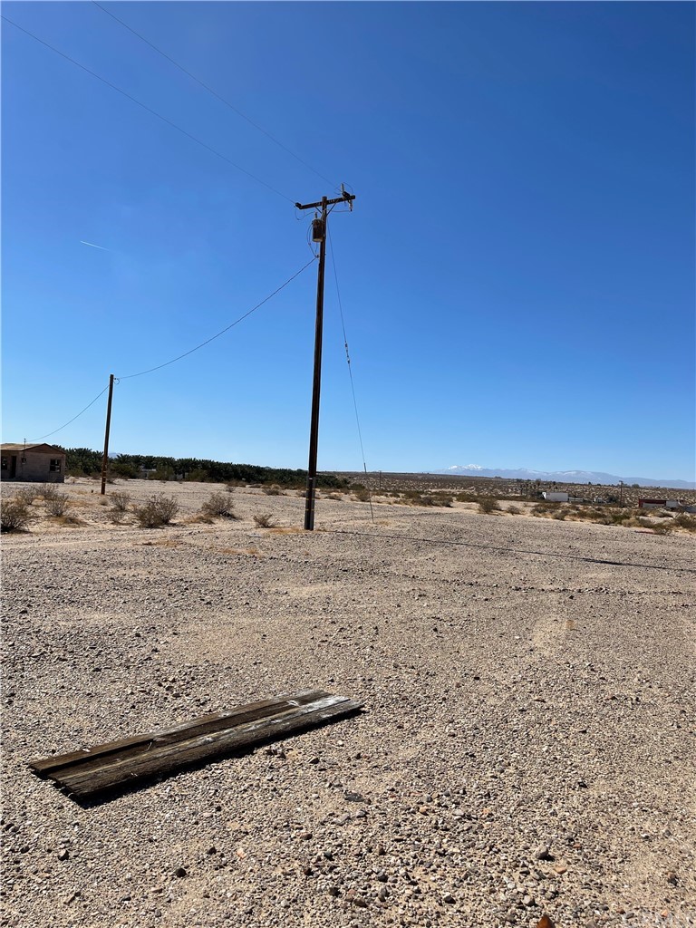 1082 Donavan Twentynine Palms, CA 92277 - Photo 5 of 8
