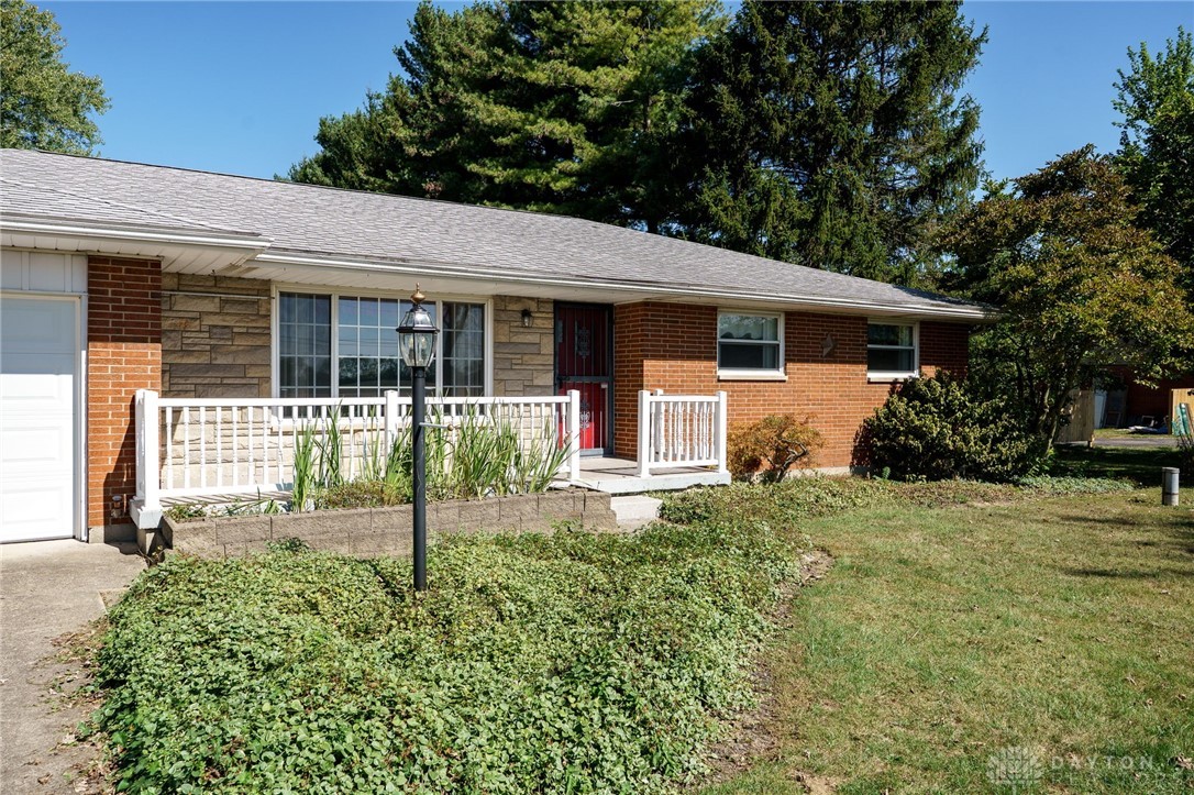1237 Old Springfield Road Vandalia, OH 45377 - Photo 5 of 62 Gallery Image 5