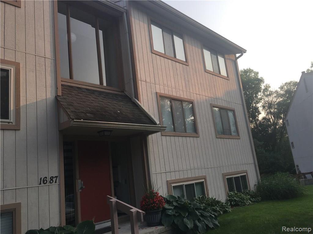 1687 Riverside Drive, Unit U14 Rochester Hills, MI 48309 - Photo 3 of 50