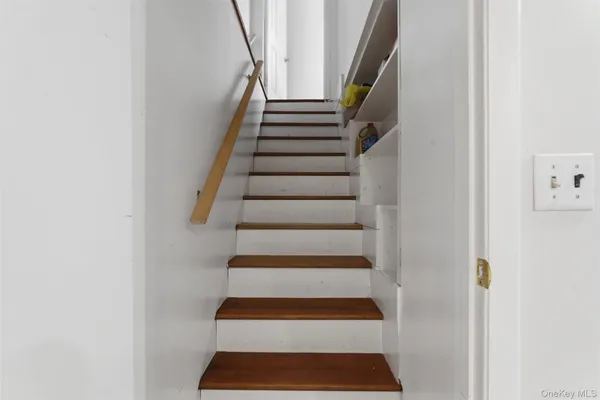 $4,100 | 25 Woodland Terrace Court, Carmel, NY 10512