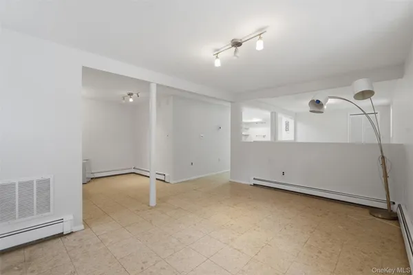 $4,100 | 25 Woodland Terrace Court, Carmel, NY 10512