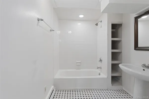 $4,100 | 25 Woodland Terrace Court, Carmel, NY 10512