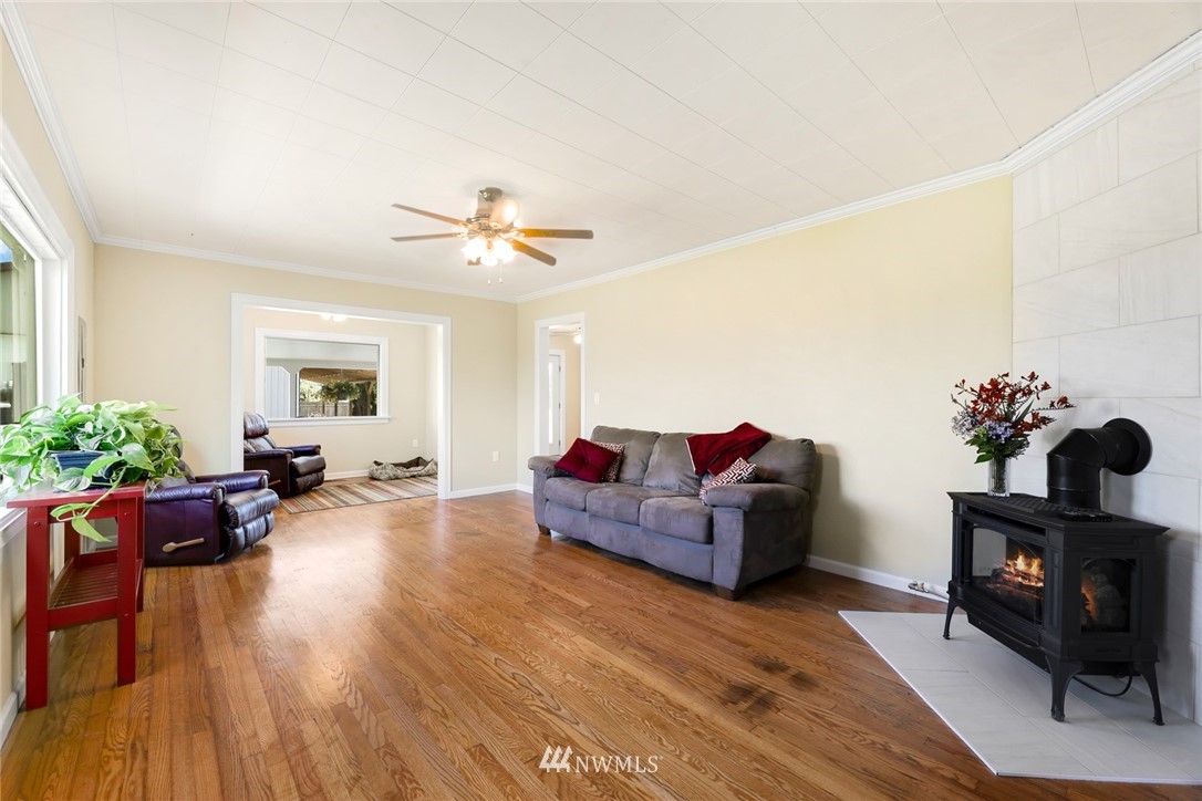 15166 Avon Allen Road Mount Vernon, WA 98273 - Photo 4 of 40