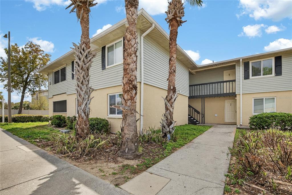 202 Red Maple Place, Unit 202 Brandon, FL 33510 - Photo 2 of 55