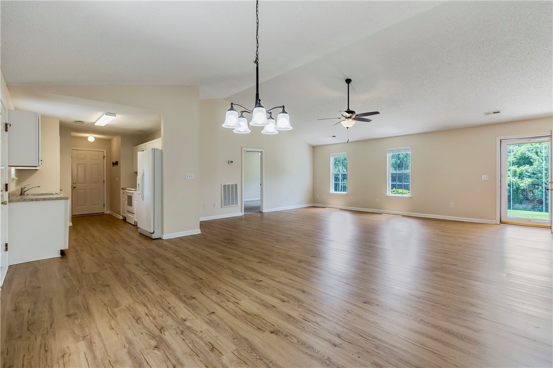 840 Perkins Creek Road Seneca, SC 29678 - Photo 13 of 35 Gallery Image 13