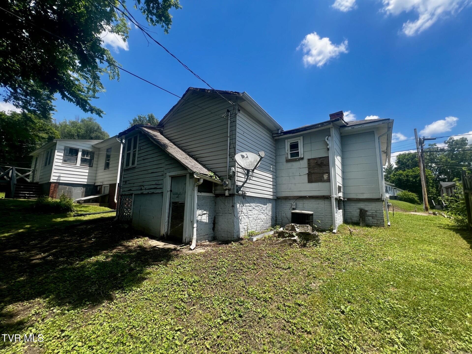 209 East Ravine Road Kingsport, TN 37660 - Photo 11 of 12 B3E8A26B-10EC-4837-BFDA-1ECA2EEAB1D1