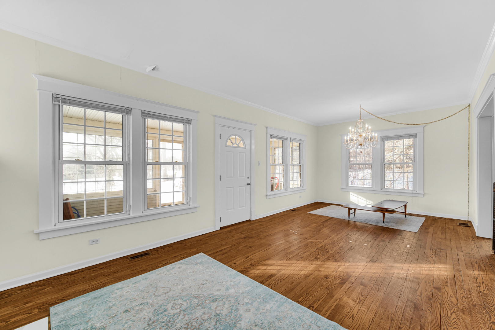 831 West North Street Hinsdale, IL 60521 - Photo 7 of 28