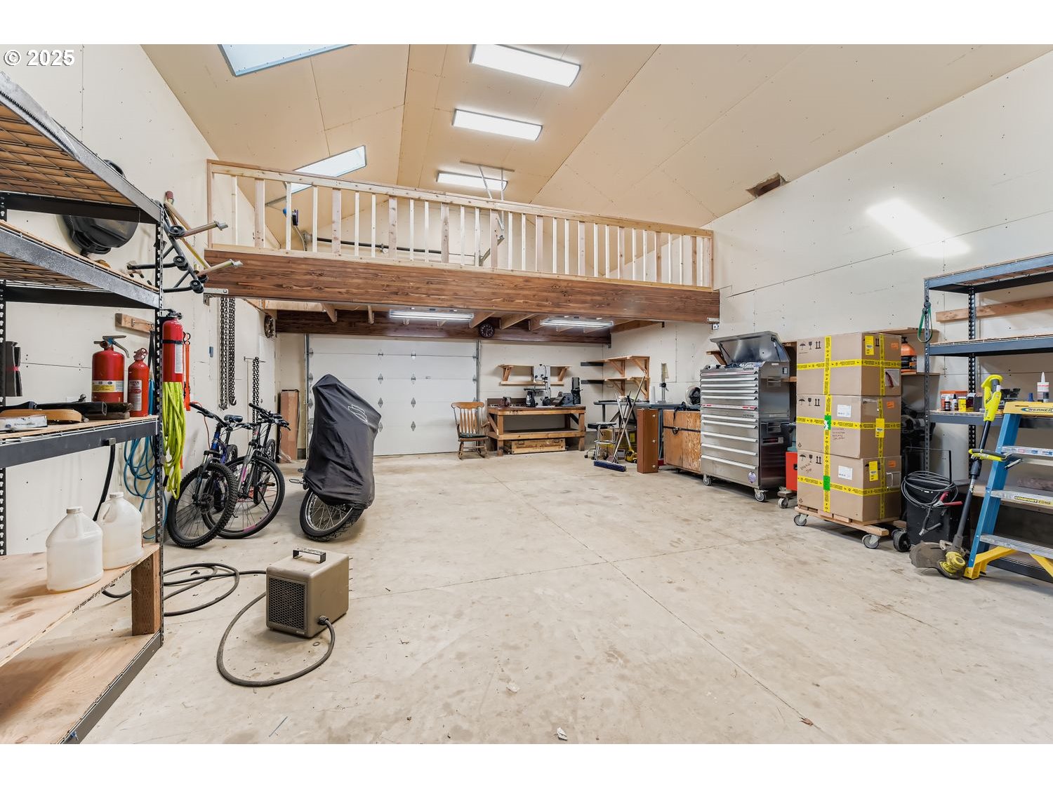 5035 Southwest 184th Avenue Beaverton, OR 97078 - Photo 17 of 23 Shop