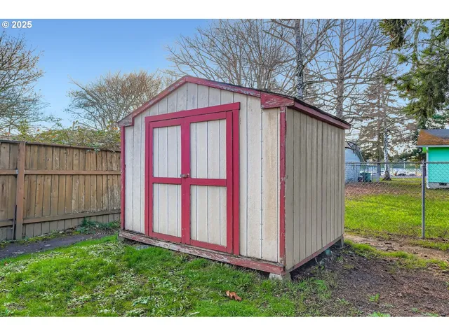 $585,000 | 5035 Southwest 184th Avenue, Beaverton, OR 97078