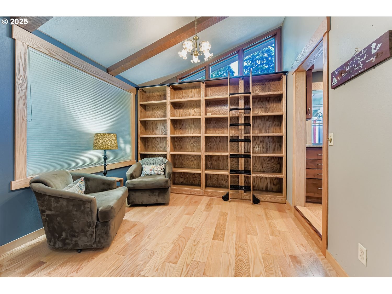 5035 Southwest 184th Avenue Beaverton, OR 97078 - Photo 5 of 23