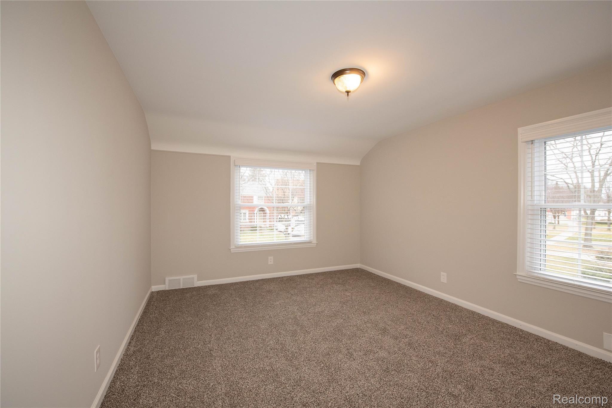 1699 Littlestone Road Grosse Pointe, MI 48236 - Photo 32 of 54 Littlestone 1699 - 29.jpg