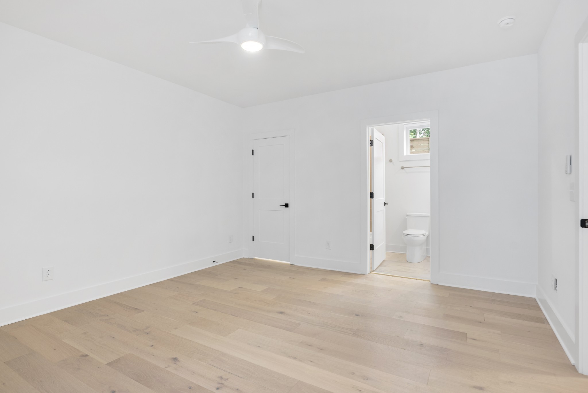 3019 Edwin Street Nashville, TN 37207 - Photo 40 of 51 an empty room with an entryway