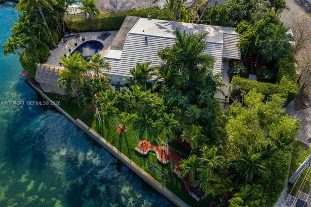 $15,000 | 7975 Biscayne Point Circle, Miami Beach, FL 33141