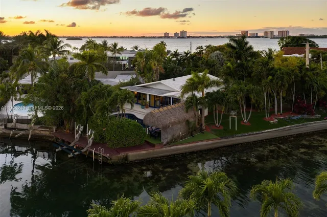 $15,000 | 7975 Biscayne Point Circle, Miami Beach, FL 33141