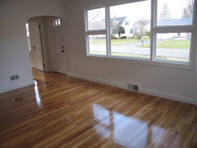 27 New Acres Road Keene, NH 03431 - Photo 3 of 20