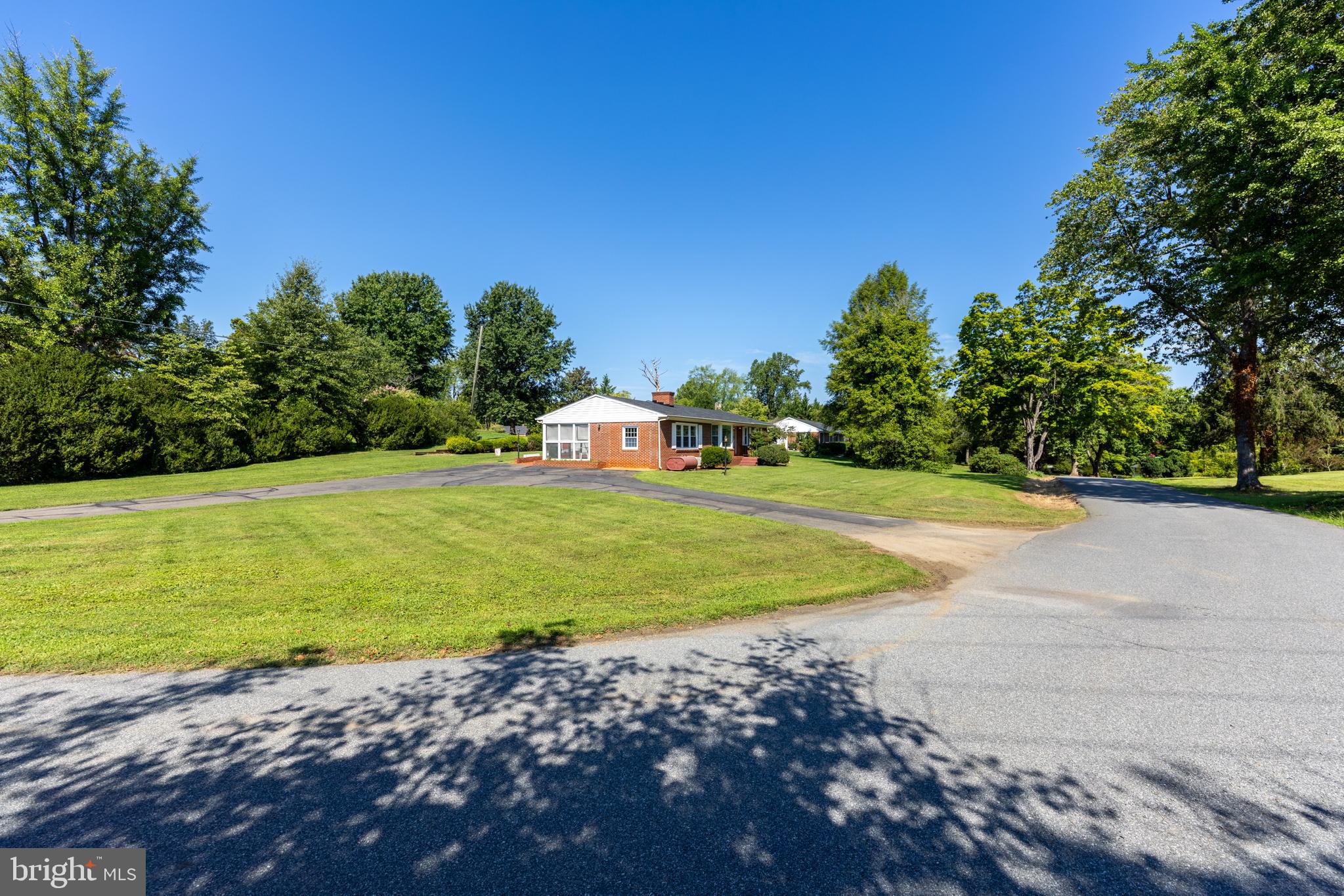 10226 Glebe Road Orange, VA 22960 - Photo 40 of 41 Paved Drive -
Semi Circle