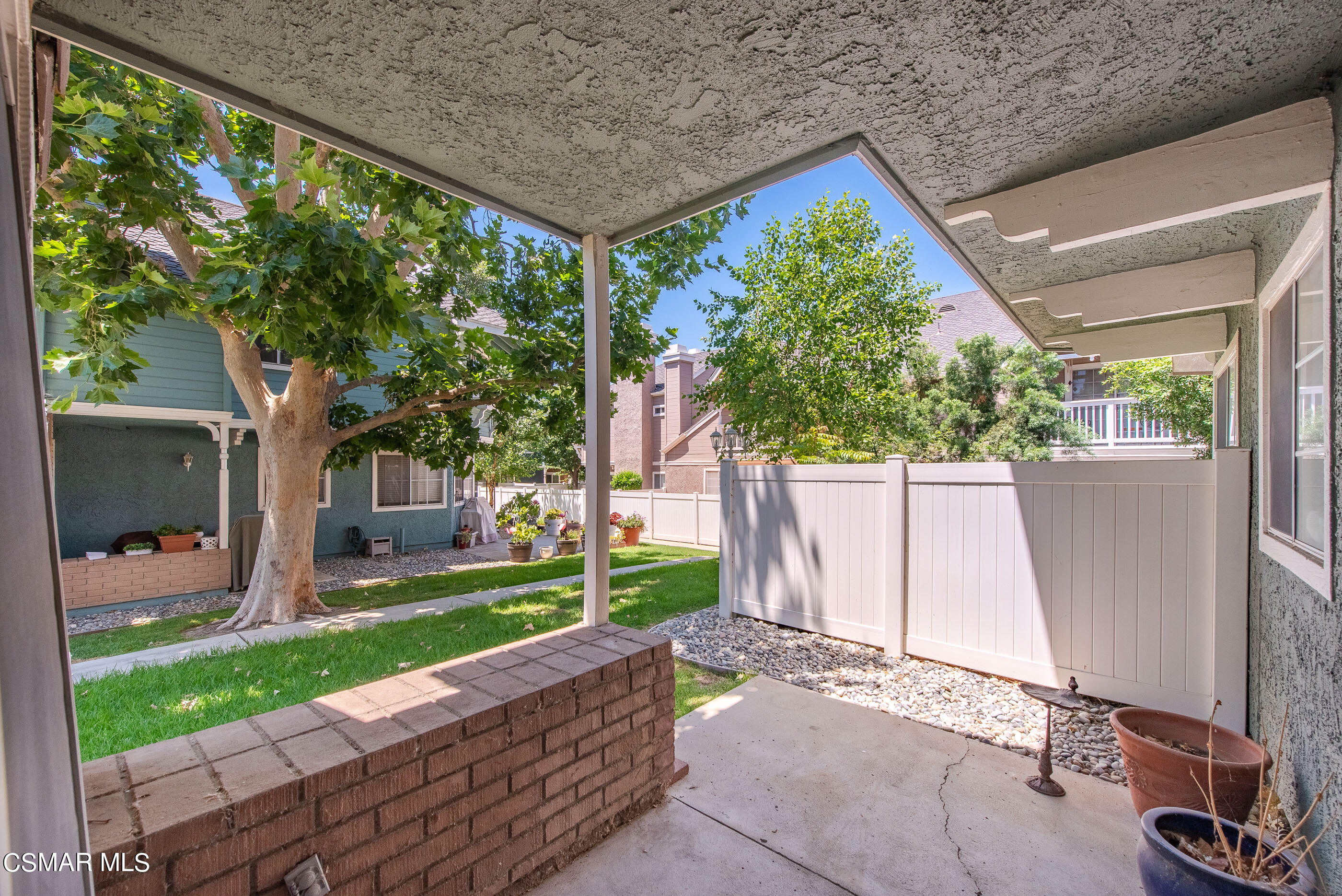 1962 Rory Lane, Unit 6 Simi Valley, CA 93063 - Photo 20 of 24 1962 Rory Ln Simi Valley-21