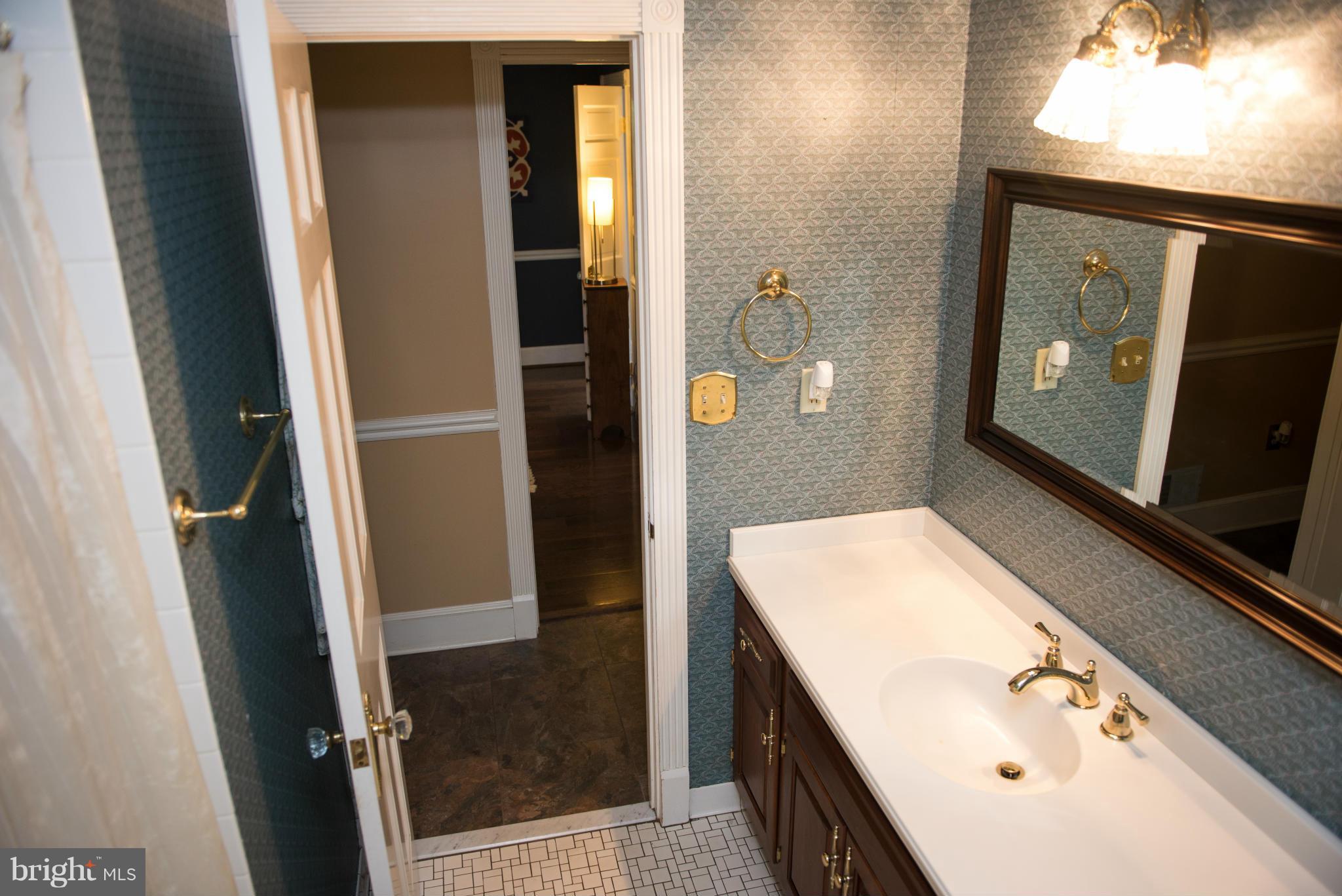 621 Meadow Branch Road Westminster, MD 21158 - Photo 21 of 30 First Floor Bath