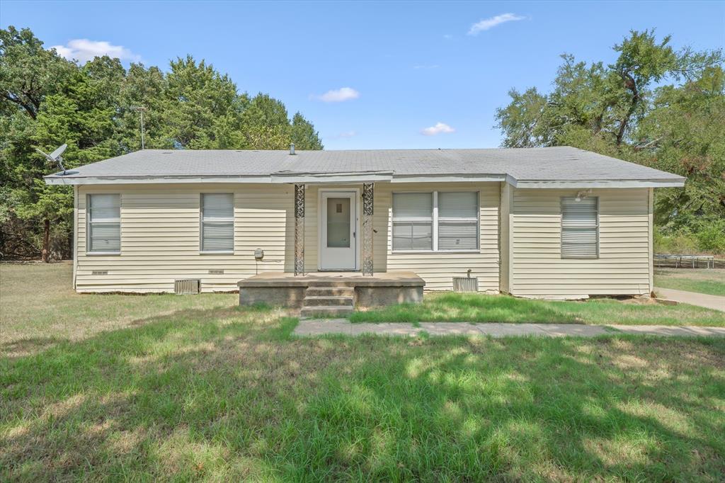 18436 County Road 331 Terrell, TX 75161 - Photo 30 of 40 Guest or Rent house on site.