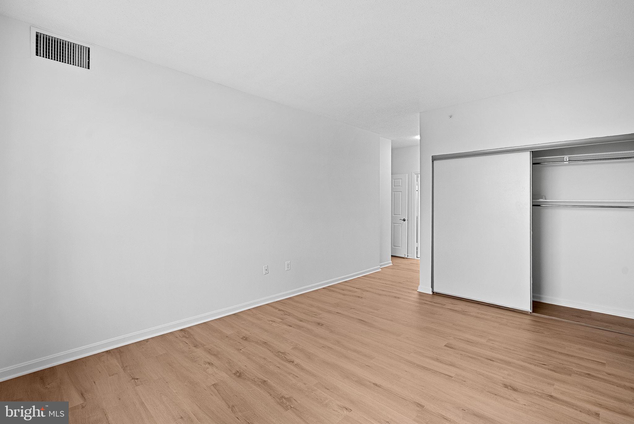 19375 Cypress Ridge Terrace, Unit 901 Leesburg, VA 20176 - Photo 21 of 68