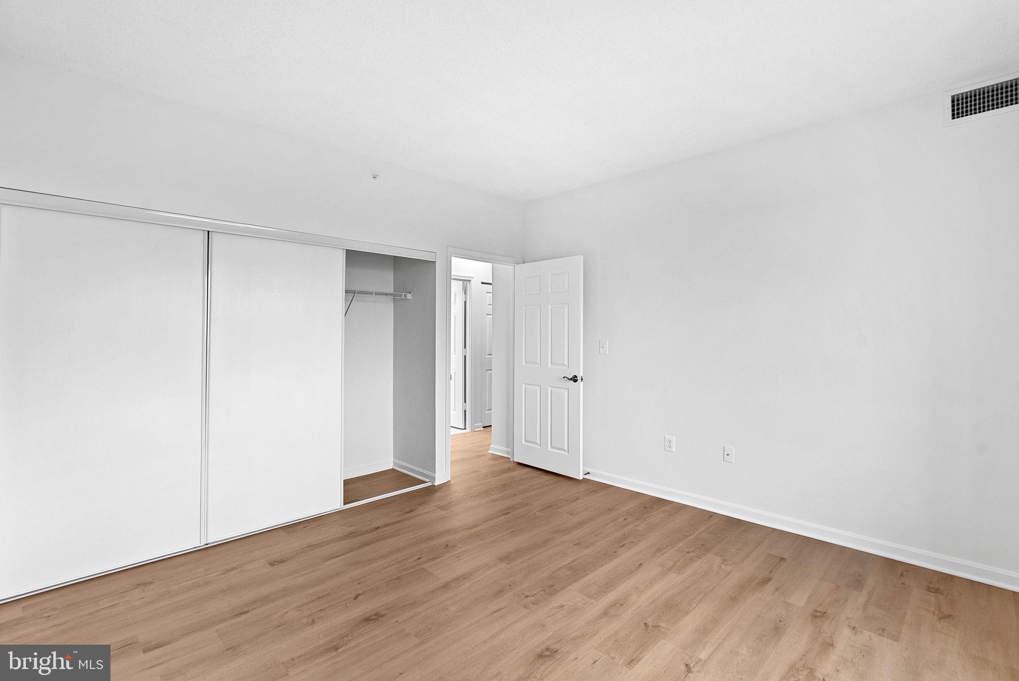 19375 Cypress Ridge Terrace, Unit 901 Leesburg, VA 20176 - Photo 29 of 68