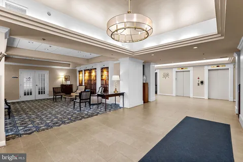 $515,000 | 19375 Cypress Ridge Terrace, Unit 901, Leesburg, VA 20176