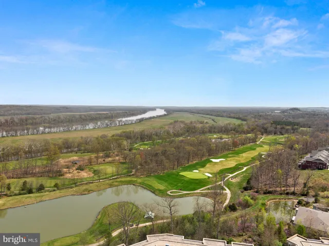 $515,000 | 19375 Cypress Ridge Terrace, Unit 901, Leesburg, VA 20176