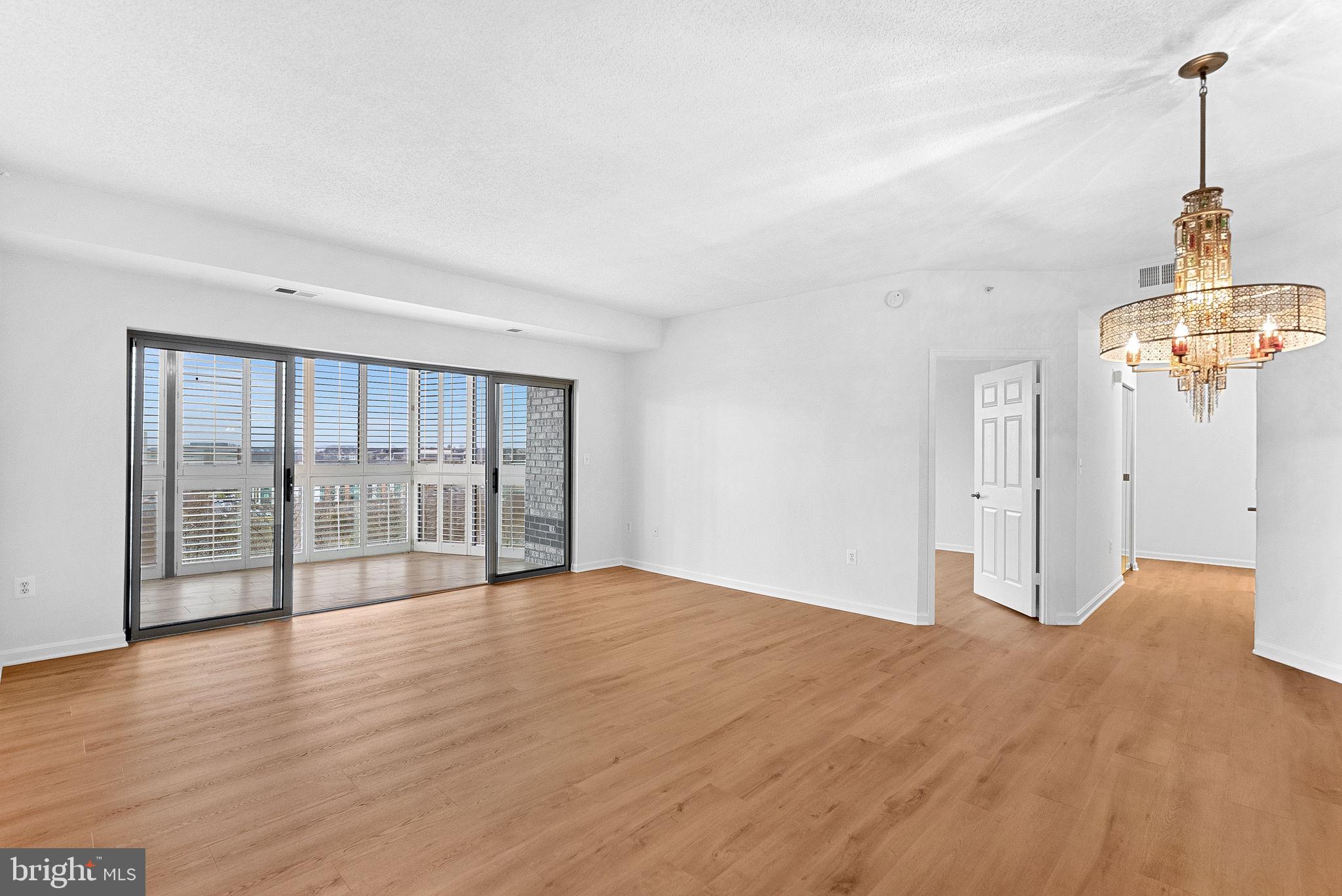 19375 Cypress Ridge Terrace, Unit 901 Leesburg, VA 20176 - Photo 9 of 68