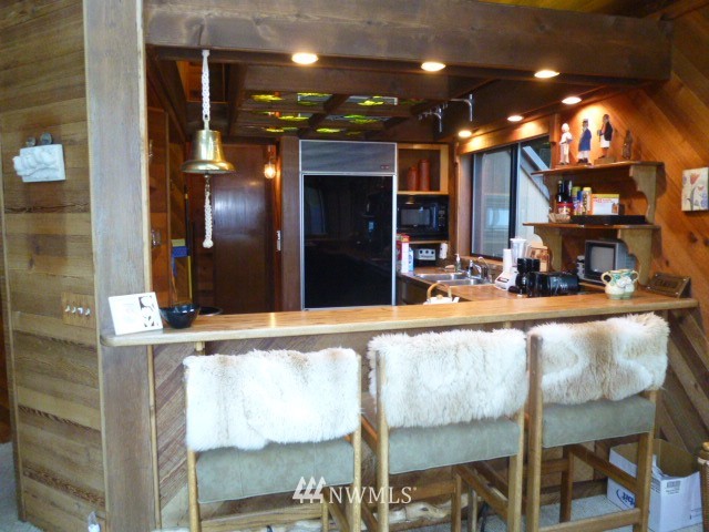 2461 East Beach Road Port Angeles, WA 98363 - Photo 4 of 15 Gallery Image 4