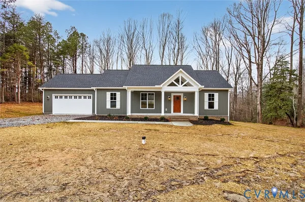 $424,900 | 115 East Sunrise Drive, Warsaw, VA 22572