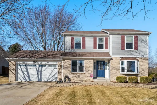 $412,000 | 102 Chelsea Avenue, Sugar Grove, IL 60554
