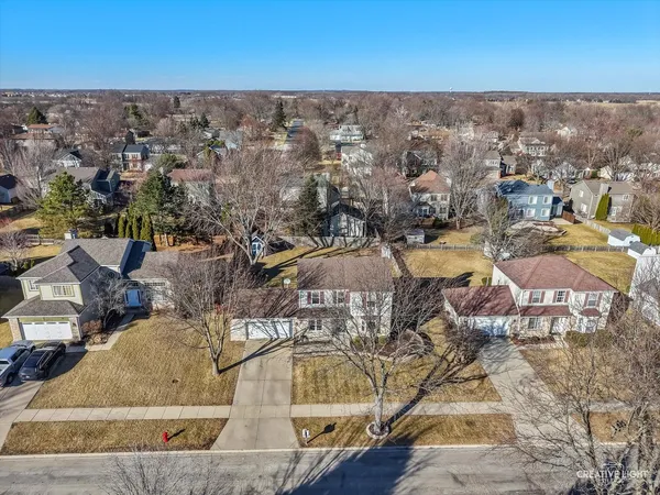 $412,000 | 102 Chelsea Avenue, Sugar Grove, IL 60554
