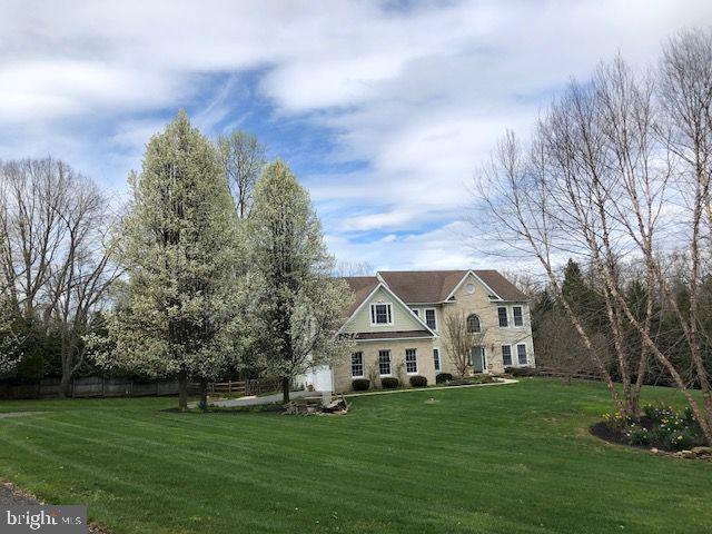 2212 Monkton Road Monkton, MD 21111 - Photo 5 of 42 Front - Springtime