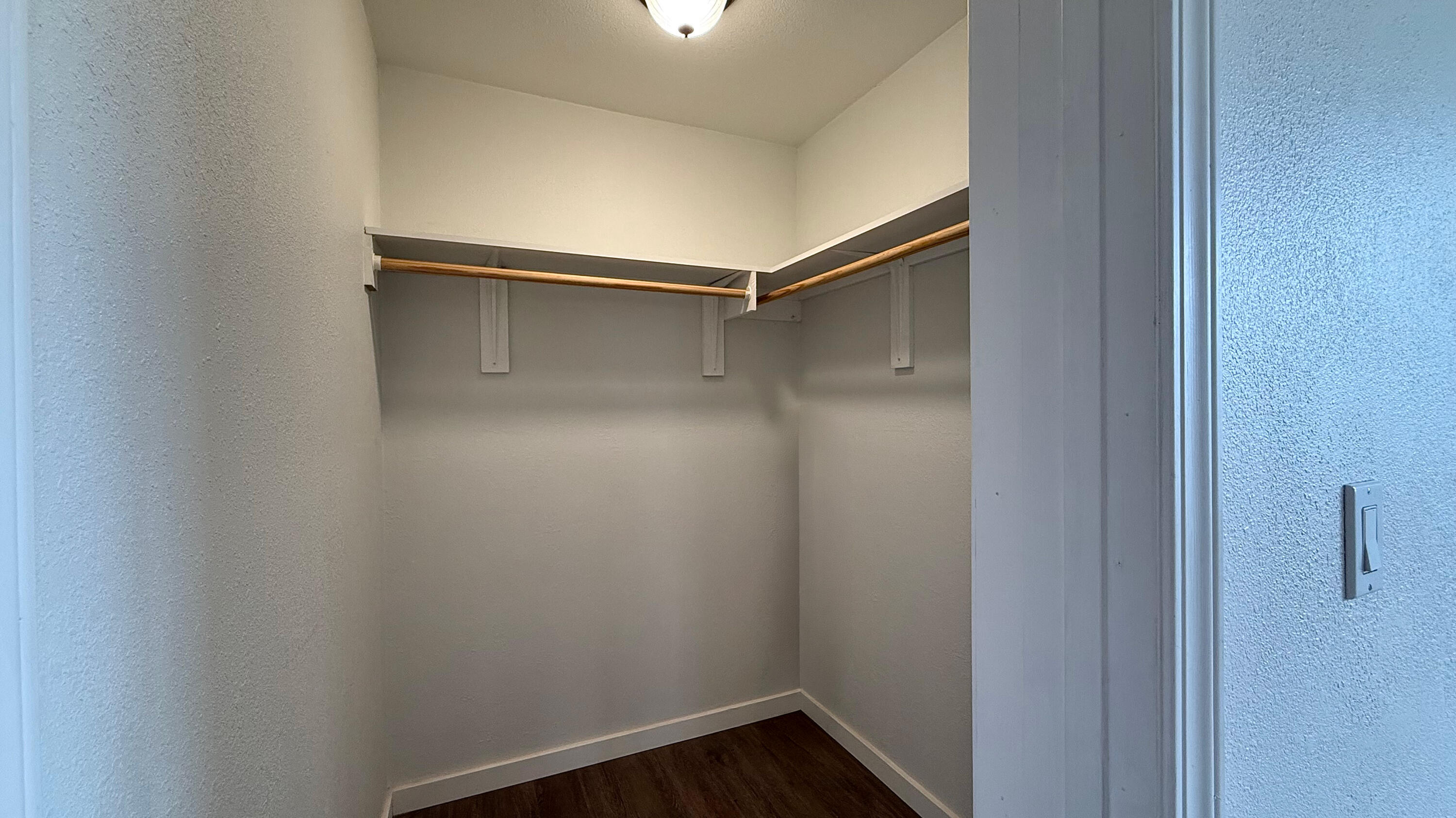 509 Derby Road Eagle Point, OR 97524 - Photo 16 of 49 Primary Bedroom