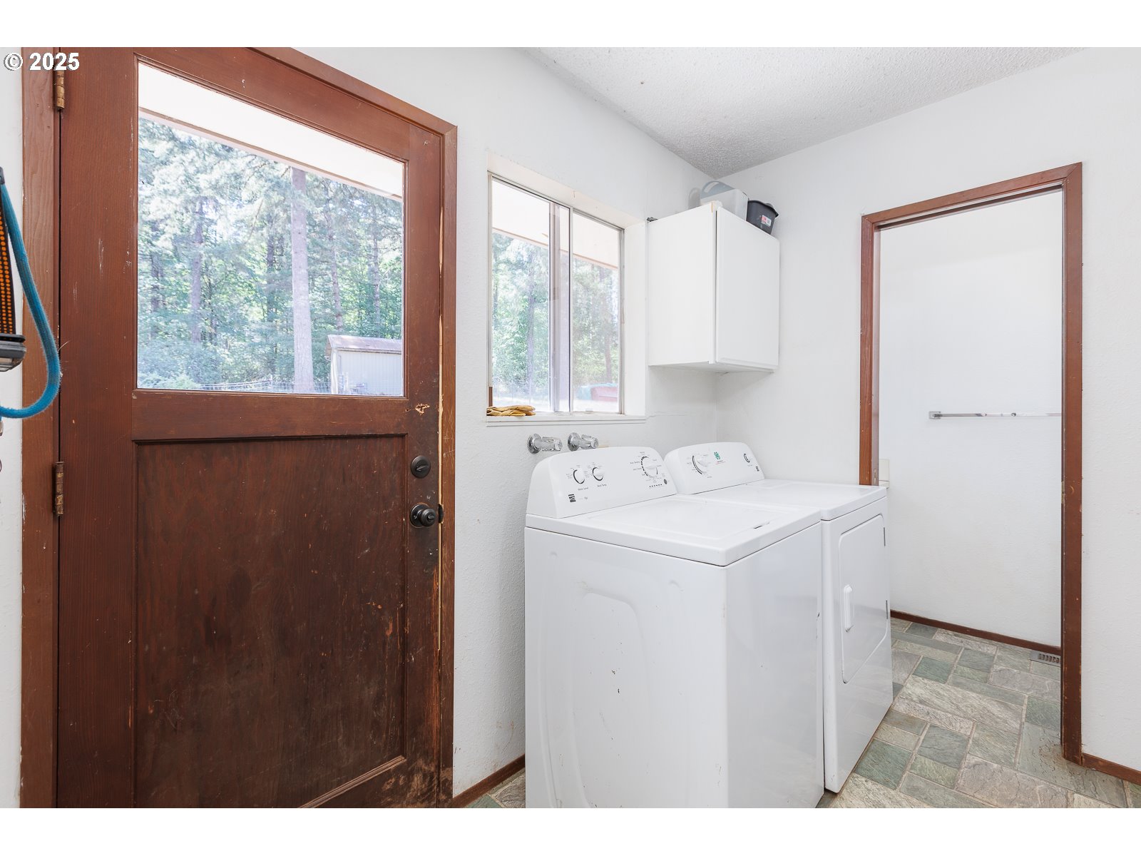 24358 Queen Anne Drive Philomath, OR 97370 - Photo 32 of 48