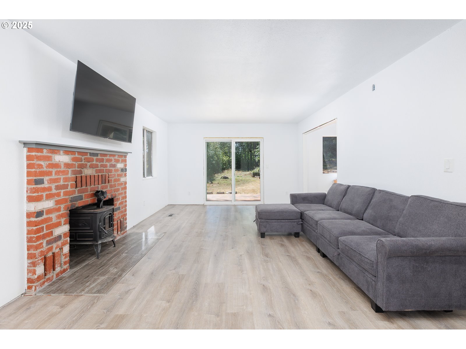 24358 Queen Anne Drive Philomath, OR 97370 - Photo 6 of 48