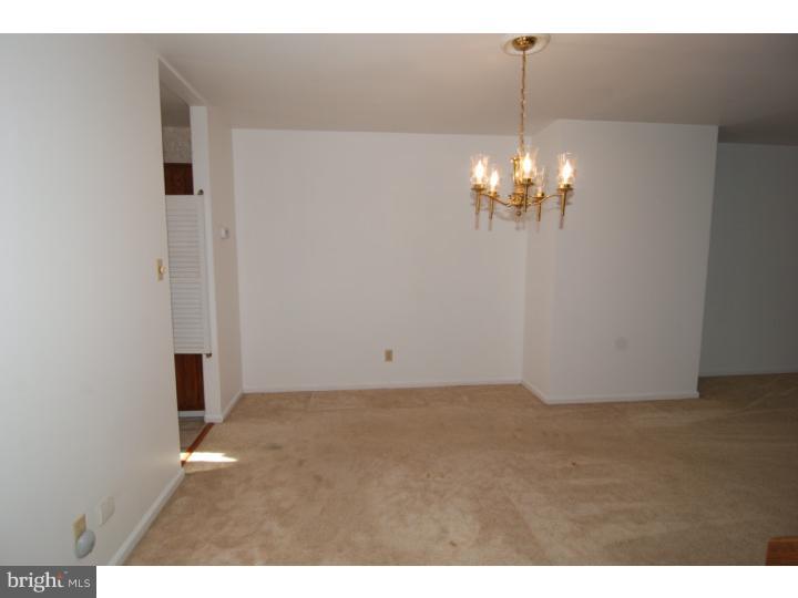 147 Merion Lane Reading, PA 19607 - Photo 2 of 18 Gallery Image 2