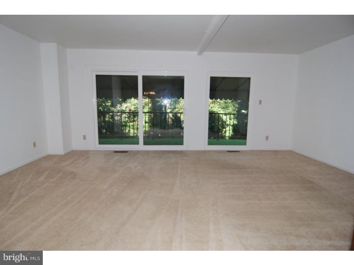 147 Merion Lane Reading, PA 19607 - Photo 3 of 18 Gallery Image 3