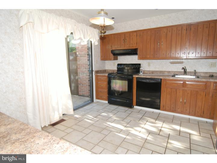 147 Merion Lane Reading, PA 19607 - Photo 7 of 18 Gallery Image 7