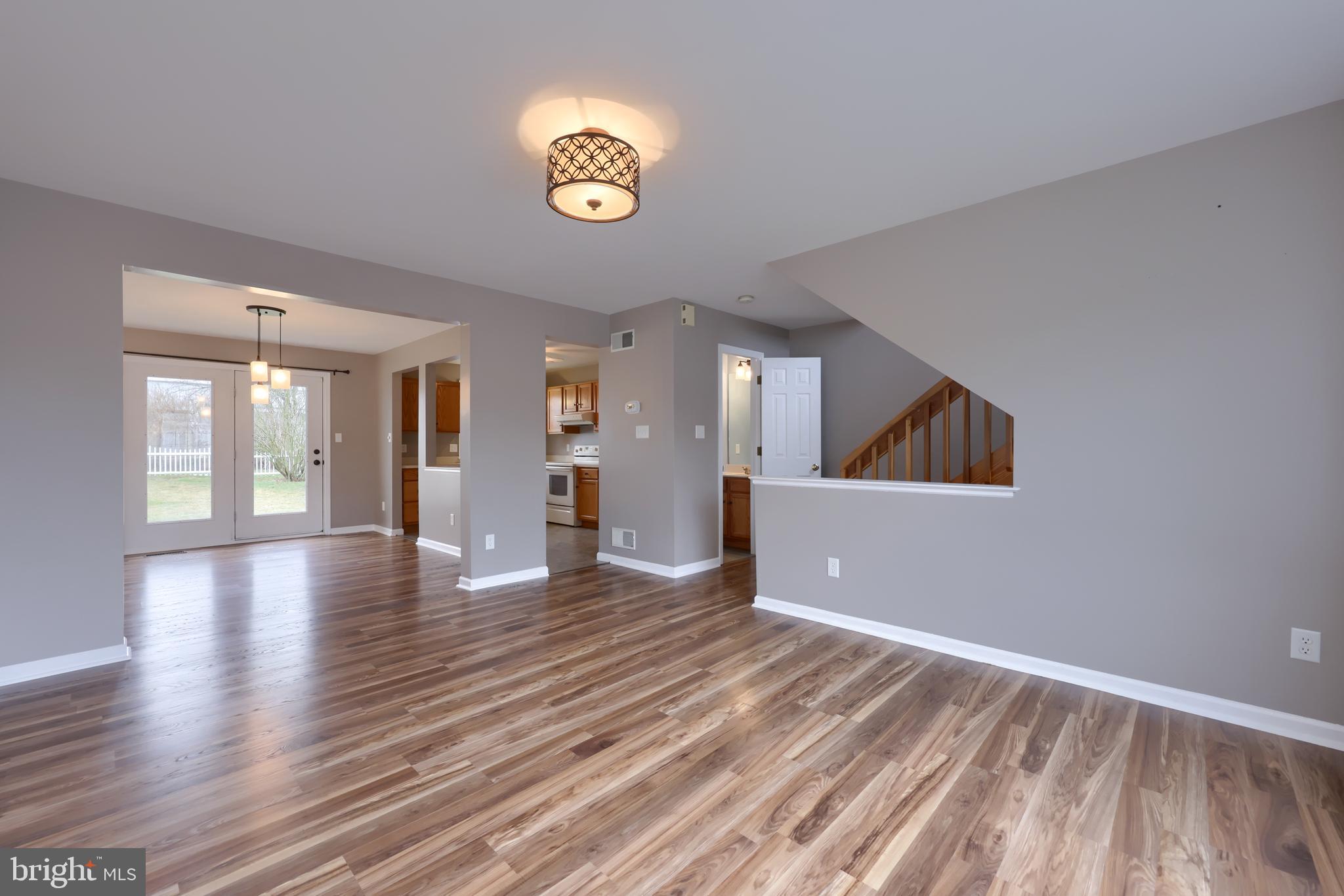 194 Riders Way Lebanon, PA 17042 - Photo 3 of 26 Living Room