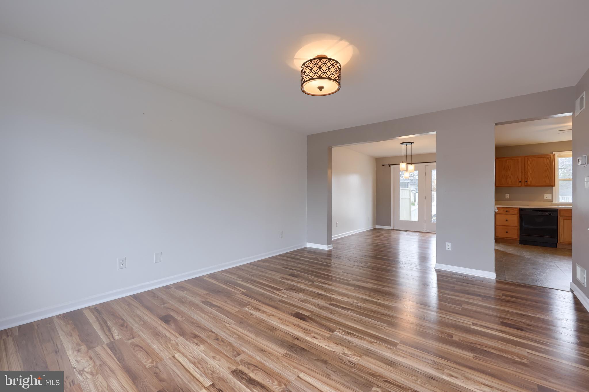 194 Riders Way Lebanon, PA 17042 - Photo 5 of 26 Living Room